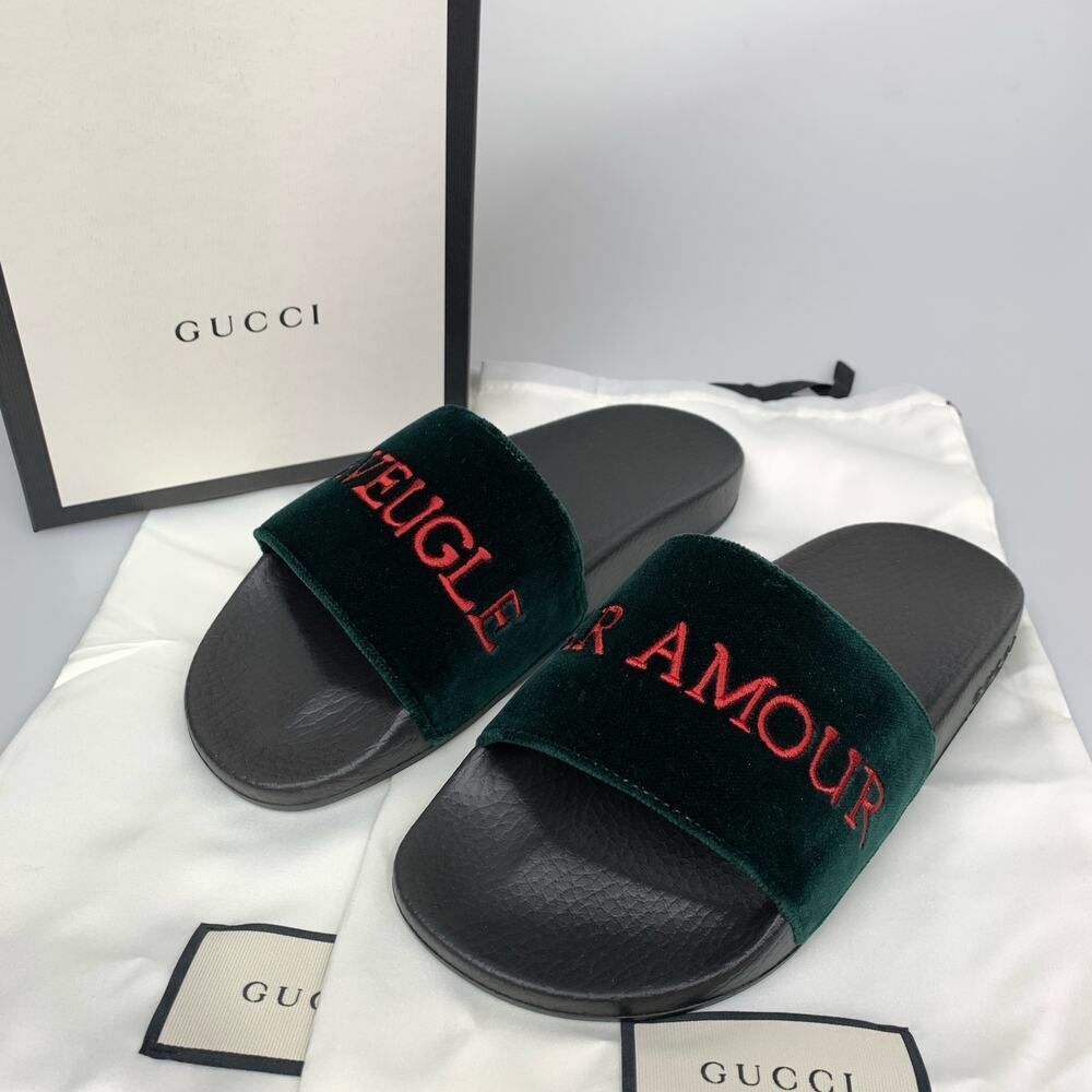 NIB Gucci Pursuit Embroidered Velvet Pool Slide Sandal, Black In Green Size 37